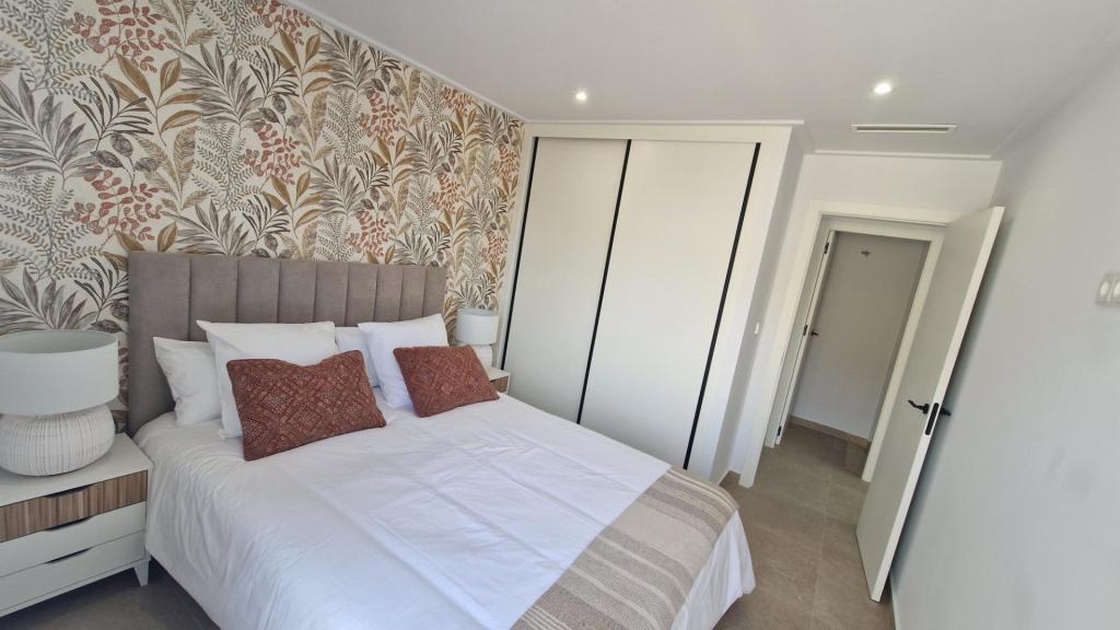 4 bed town_house in Bigastro