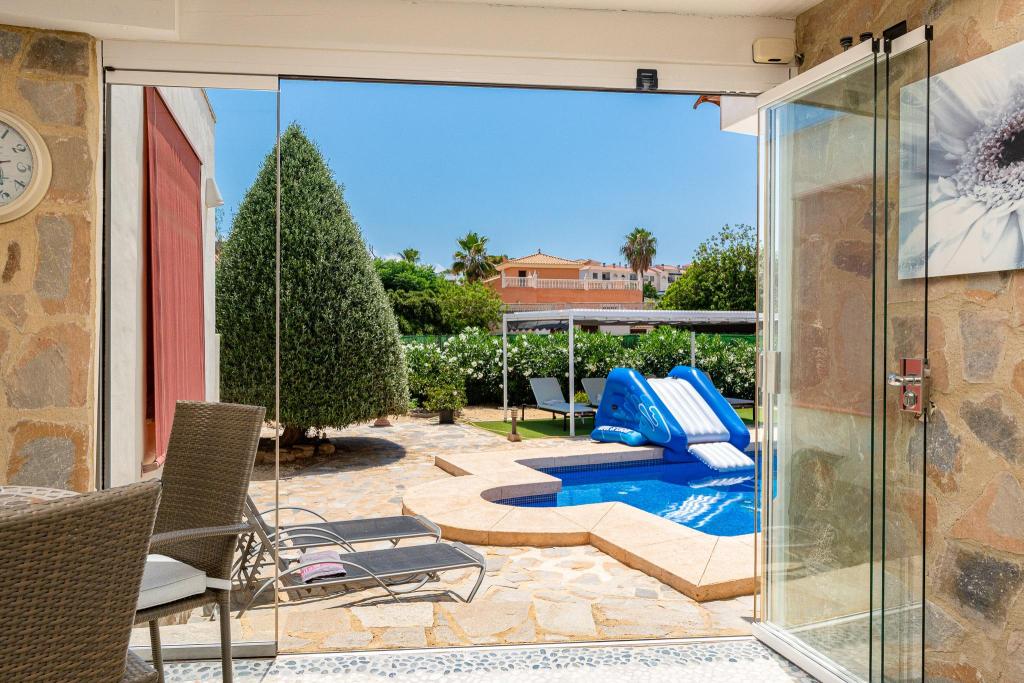 6 bed villa in Albir