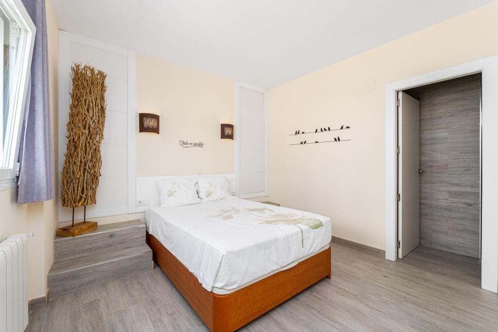 6 bed villa in Albir