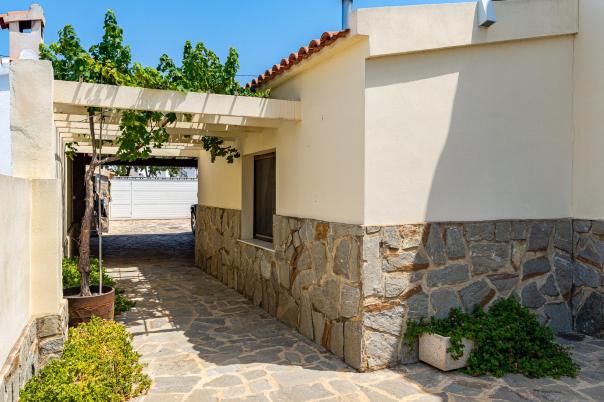 6 bed villa in Albir