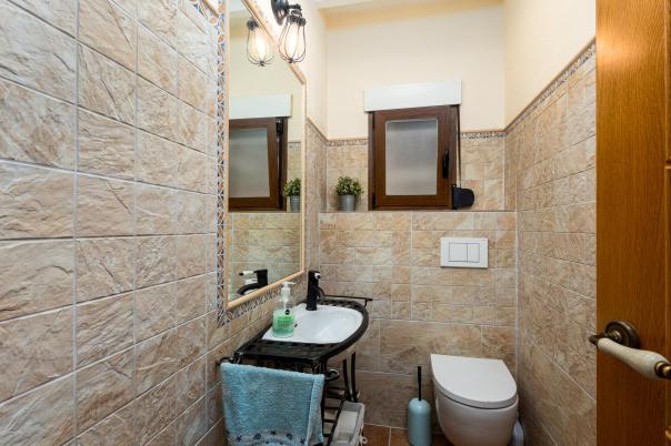 6 bed villa in Albir