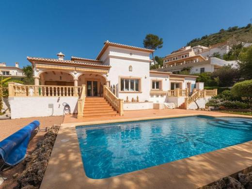 3 bed villa in Moraira