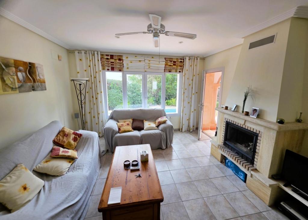 3 bed villa in Moraira