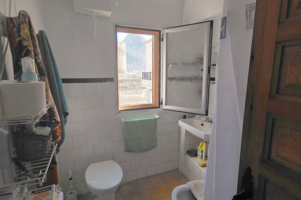 5 bed casa / chalet in Calpe / Calp