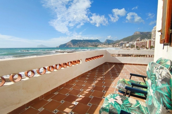 5 bed casa / chalet in Calpe / Calp