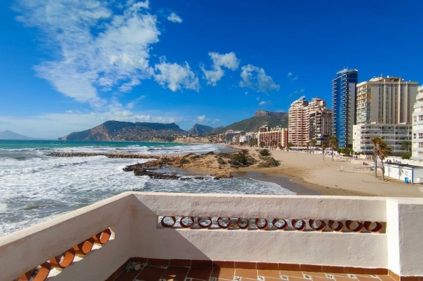 5 bed casa / chalet in Calpe / Calp