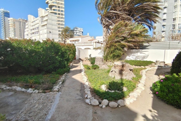 5 bed casa / chalet in Calpe / Calp