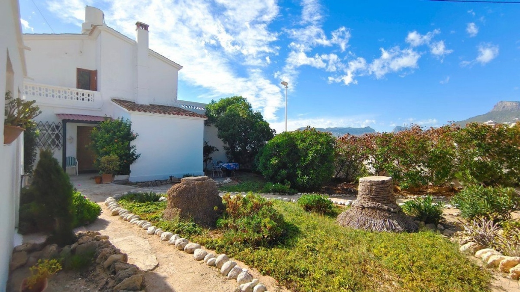 5 bed casa / chalet in Calpe / Calp