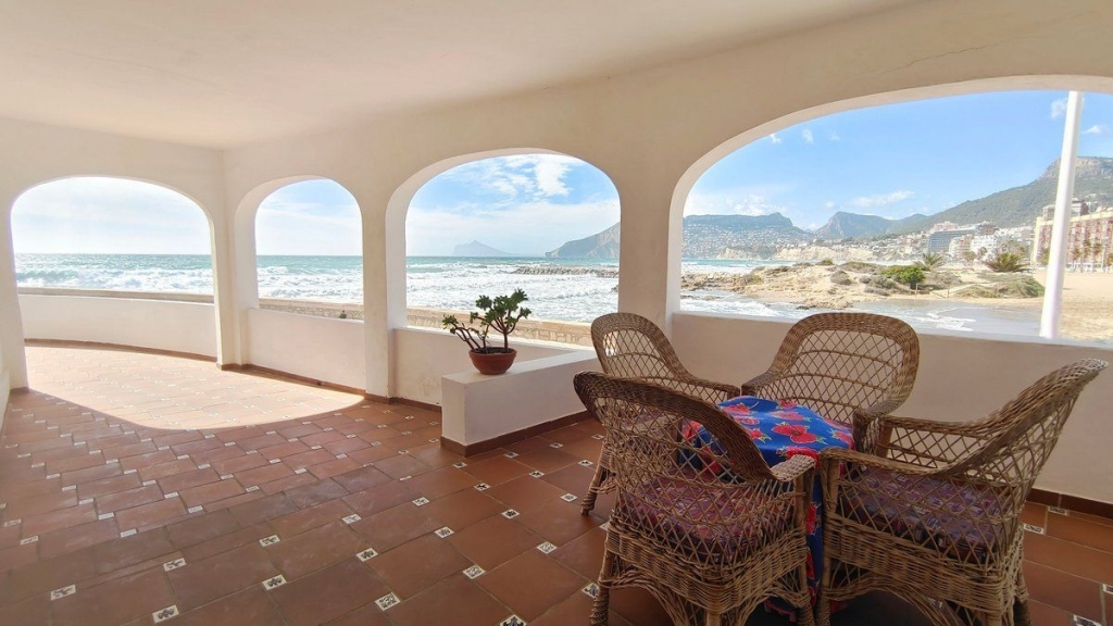 5 bed casa / chalet in Calpe / Calp