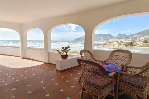 5 bed casa / chalet in Calpe / Calp