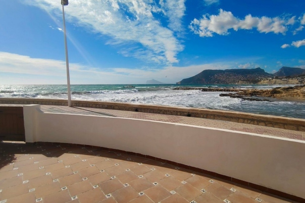 5 bed casa / chalet in Calpe / Calp
