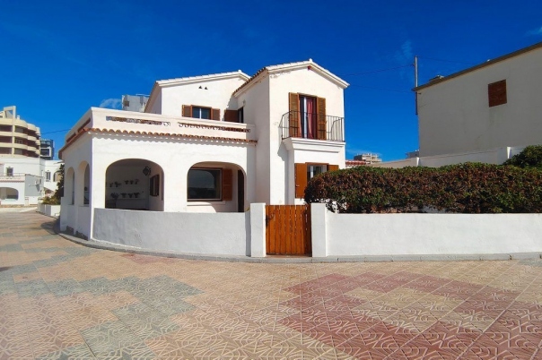 5 bed casa / chalet in Calpe / Calp