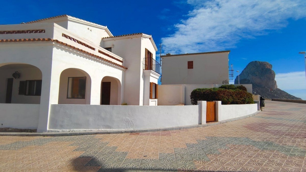 5 bed casa / chalet in Calpe / Calp