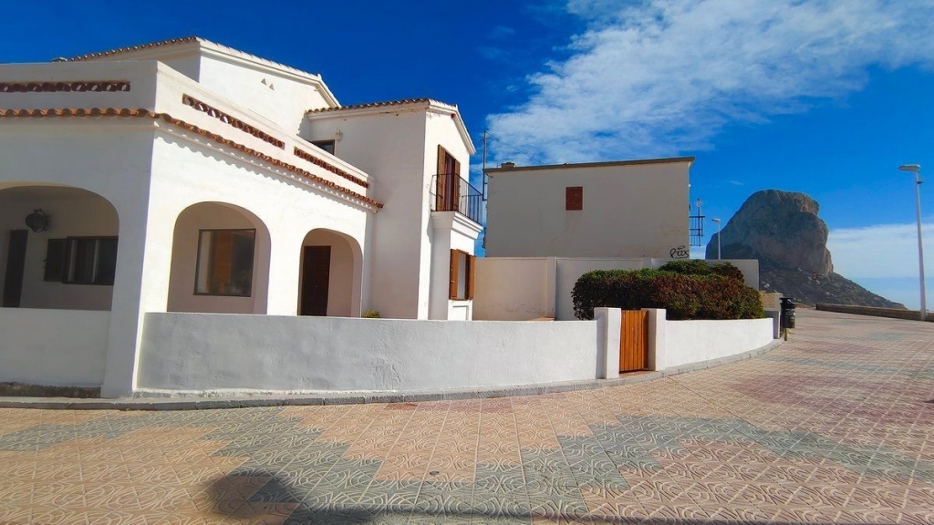 5 bed casa / chalet in Calpe / Calp