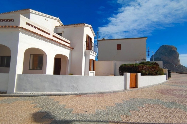 5 bed casa / chalet in Calpe / Calp