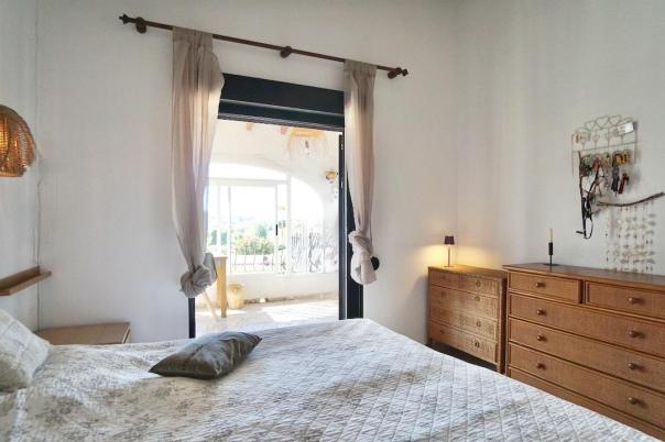 5 bed villas in Moraira