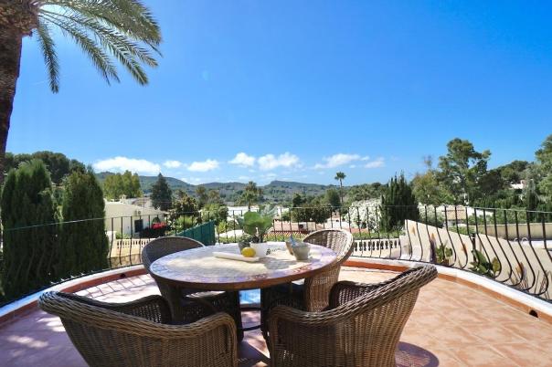 5 bed villas in Moraira