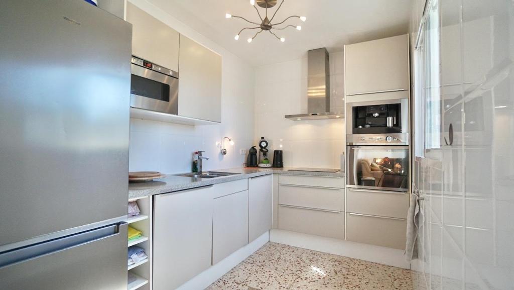 5 bed villas in Moraira