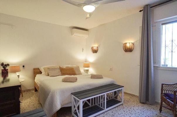 5 bed villas in Moraira
