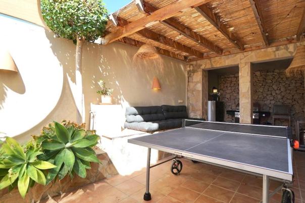 5 bed villas in Moraira