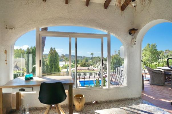 5 bed villas in Moraira