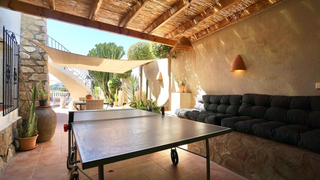 5 bed villas in Moraira
