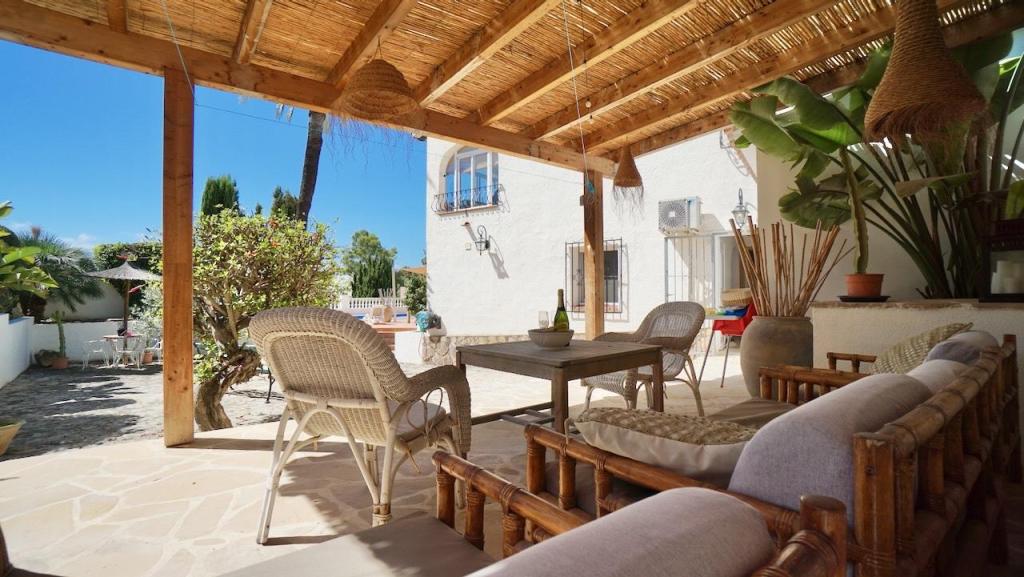 5 bed villas in Moraira