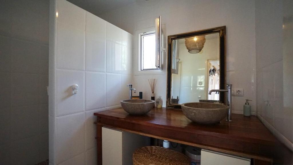 5 bed villas in Moraira