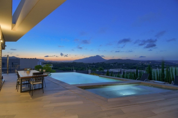4 bed villa de lujo in Jávea