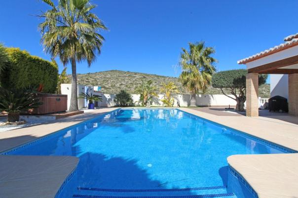 4 bed villas in Benitachell