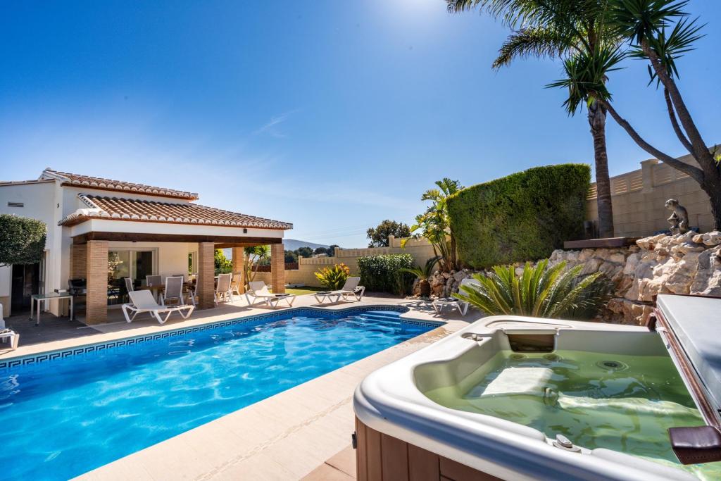 4 bed villas in Benitachell