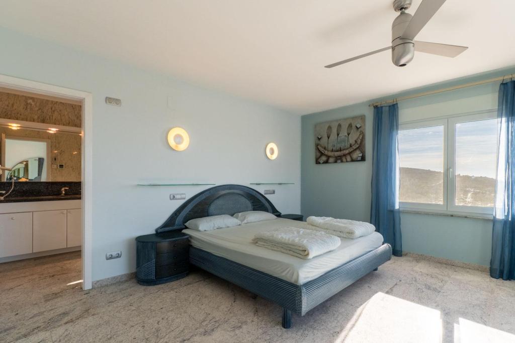 4 bed villa in Moraira