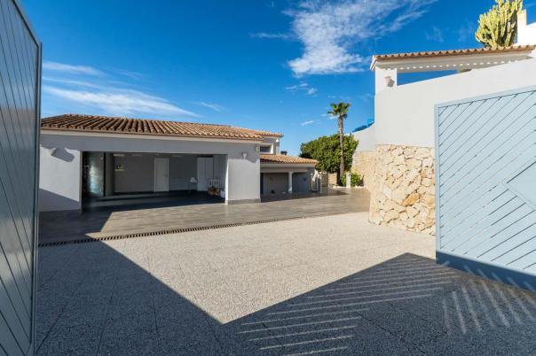 4 bed villa in Moraira