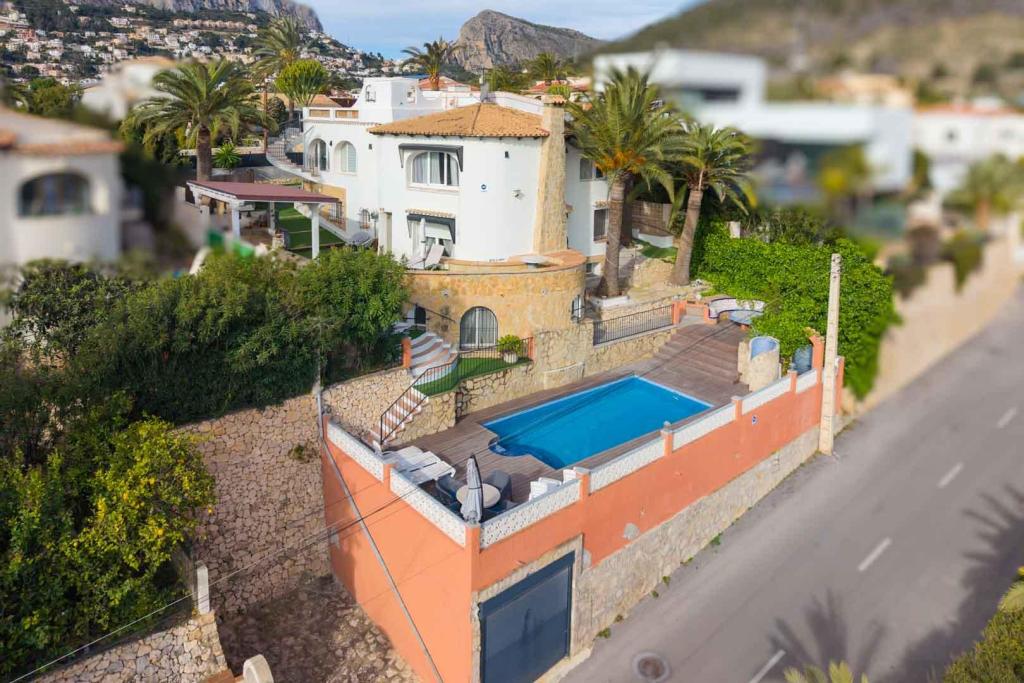 6 bed villa in Calpe