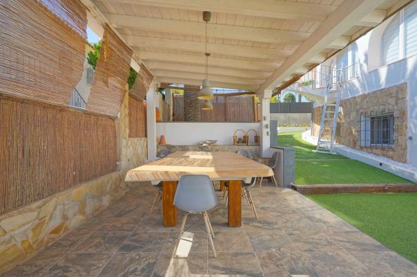 6 bed villa in Calpe
