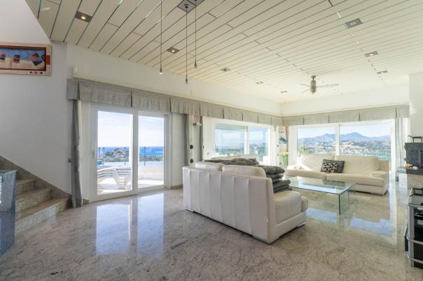 4 bed villa in Moraira