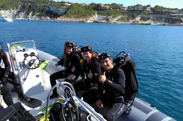 MarDays Resort - Dive Centre - Buceo