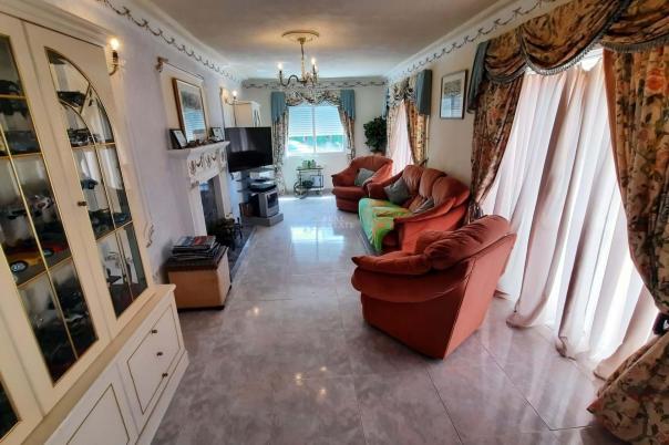 5 bed villa in Alfàs del Pi (l')