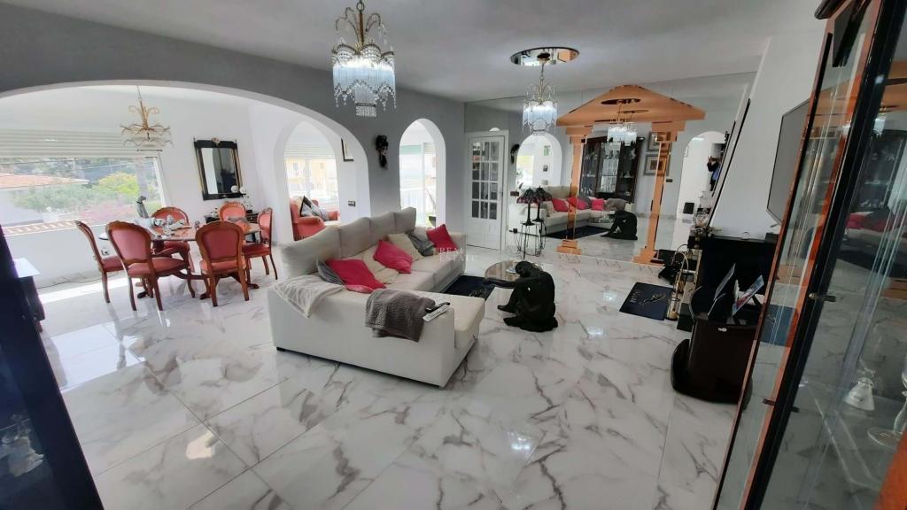 5 bed villa in Alfàs del Pi (l')