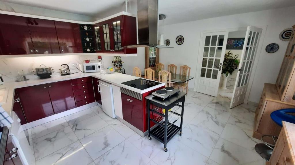 5 bed villa in Alfàs del Pi (l')