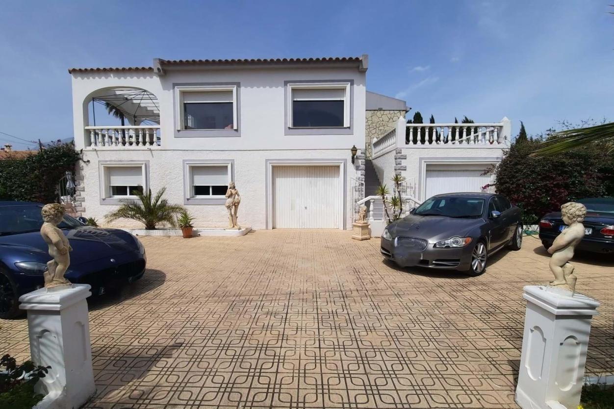 5 bed villa in Alfàs del Pi (l')
