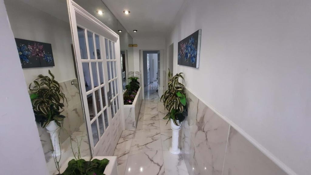 5 bed villa in Alfàs del Pi (l')