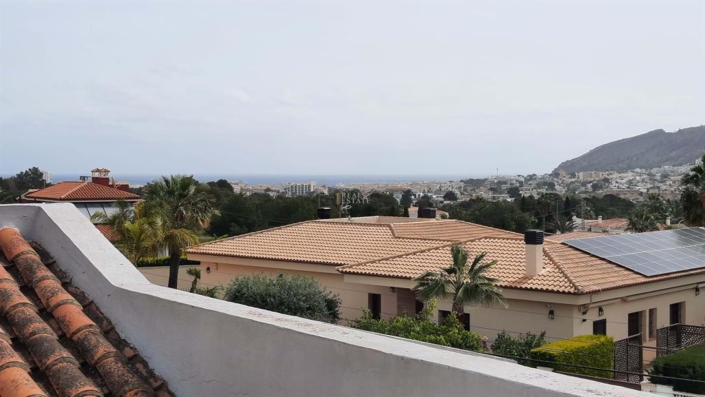 5 bed villa in Alfàs del Pi (l')