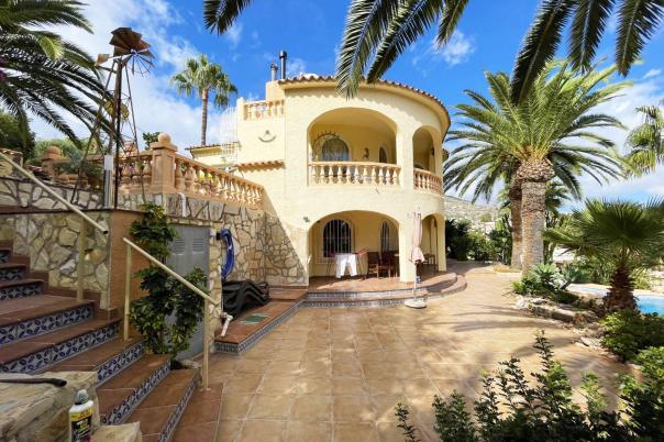 5 bed casa / chalet in Calpe