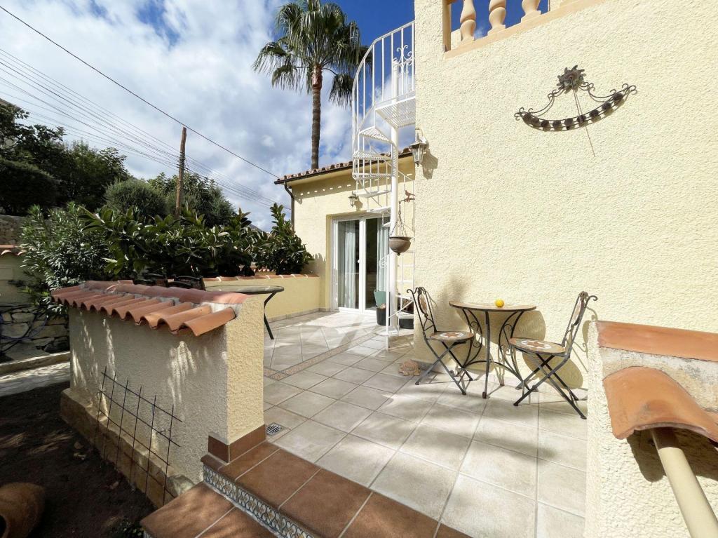 5 bed casa / chalet in Calpe