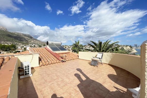 5 bed casa / chalet in Calpe