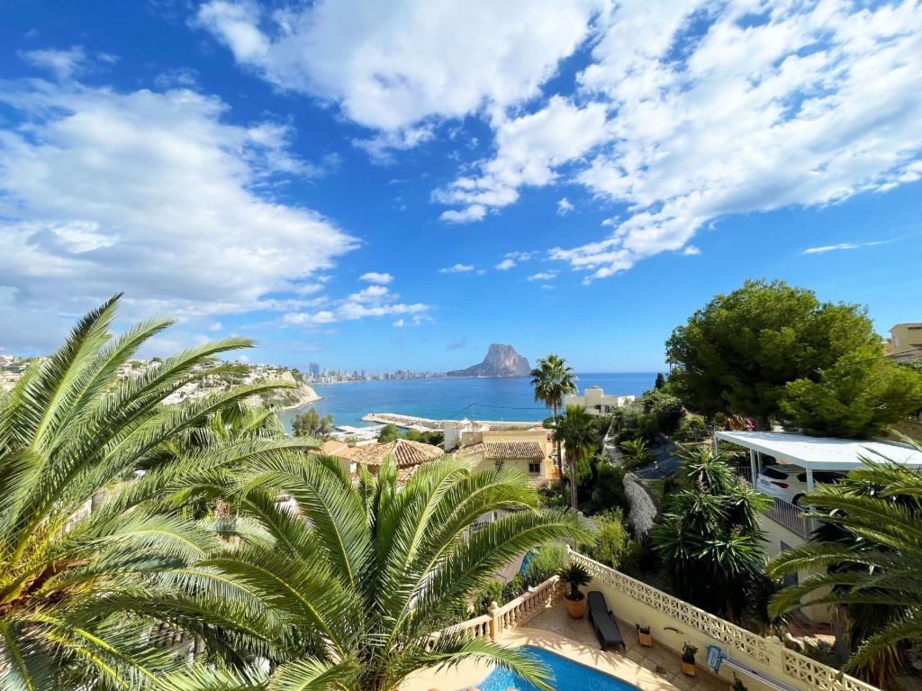 5 bed casa / chalet in Calpe