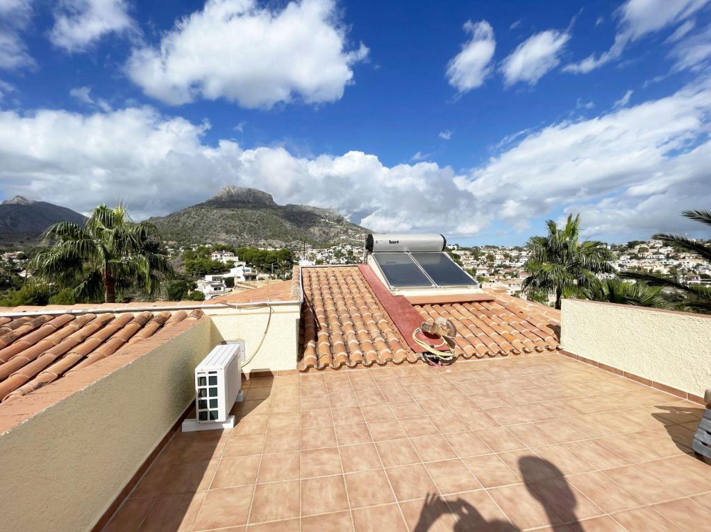 5 bed casa / chalet in Calpe