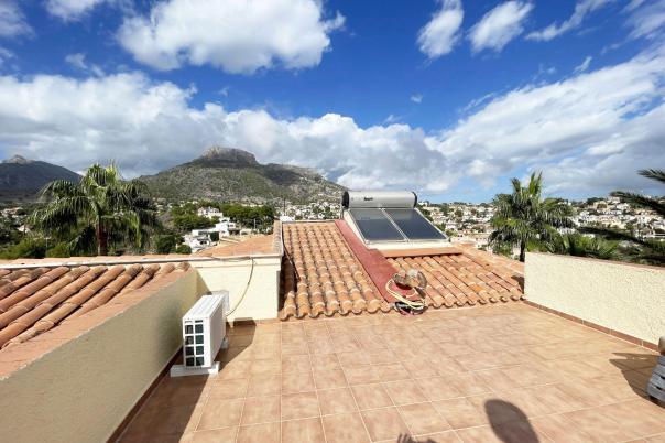 5 bed casa / chalet in Calpe