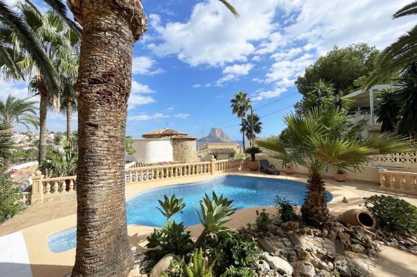 5 bed casa / chalet in Calpe